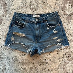 Zara The HW short